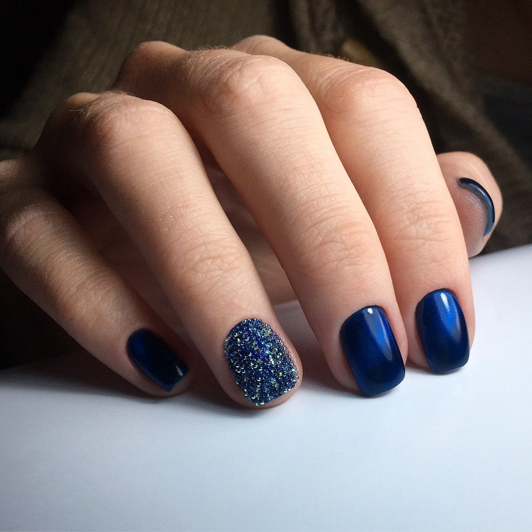 short blue nail designs