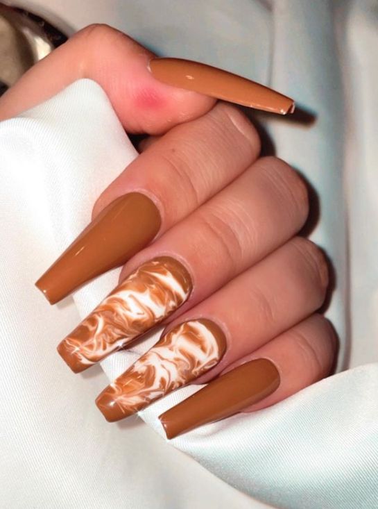 Caramel Swirl Nails