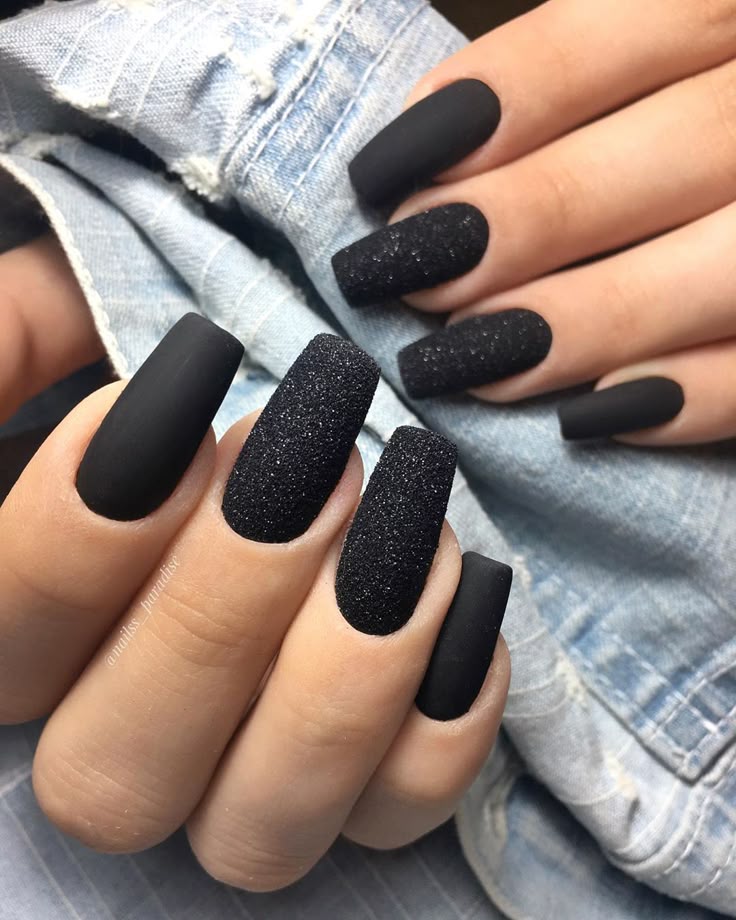 Black Nails
