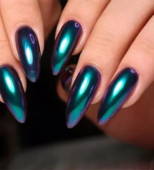Emerald Chrome Nails