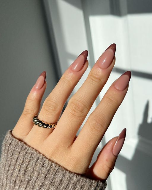 Taupe Tips on Clear Base
