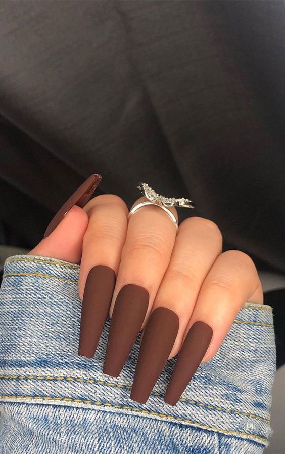 19 Brown Nail Designs That You Should Try Tis Summer