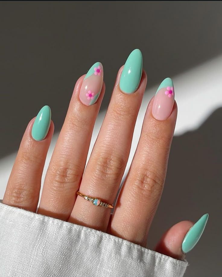 Mint Green Nails