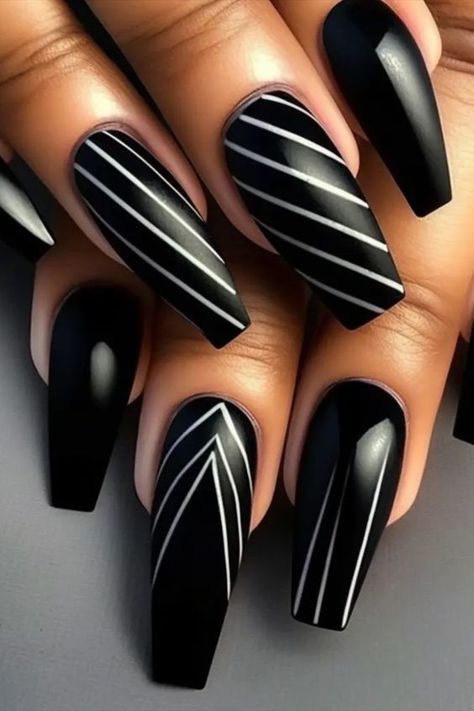lack Nails with White Outlines