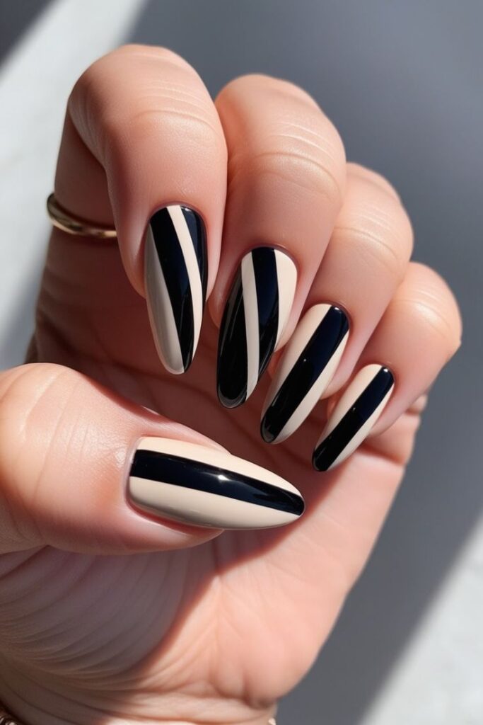 Graphic Lines in Black and White