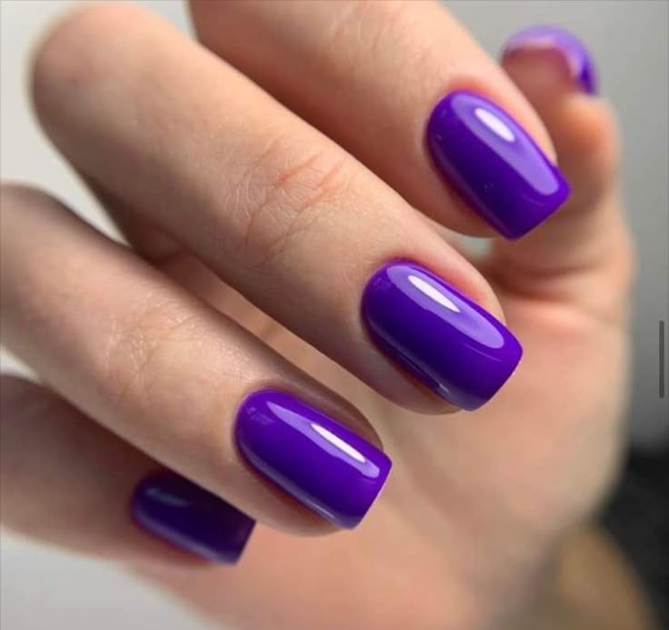 Monochromatic Purple Mani